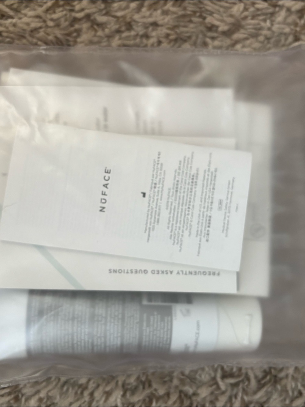 NuFace FIX Mini Line Smoothing Device Kit in White and Silver nwot - Picture 11 of 11